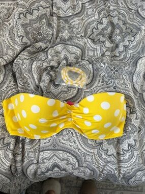 Victoria's Secret Yellow and White Polka Dot Bandeau Bikini Top